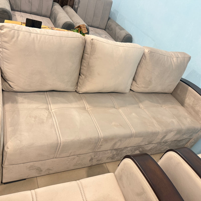 Vanadzor Sofa