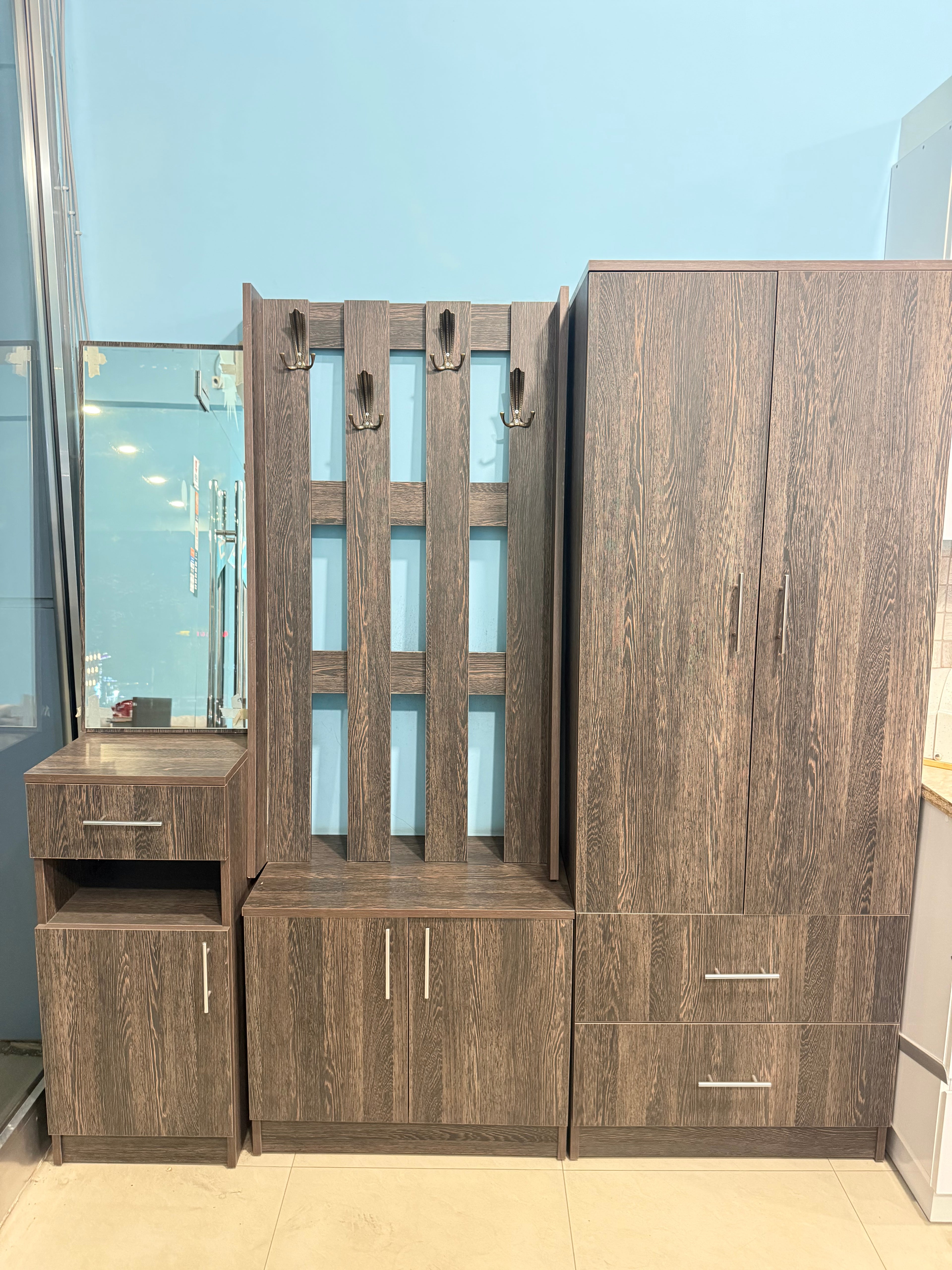 Dilijan Entryway Set