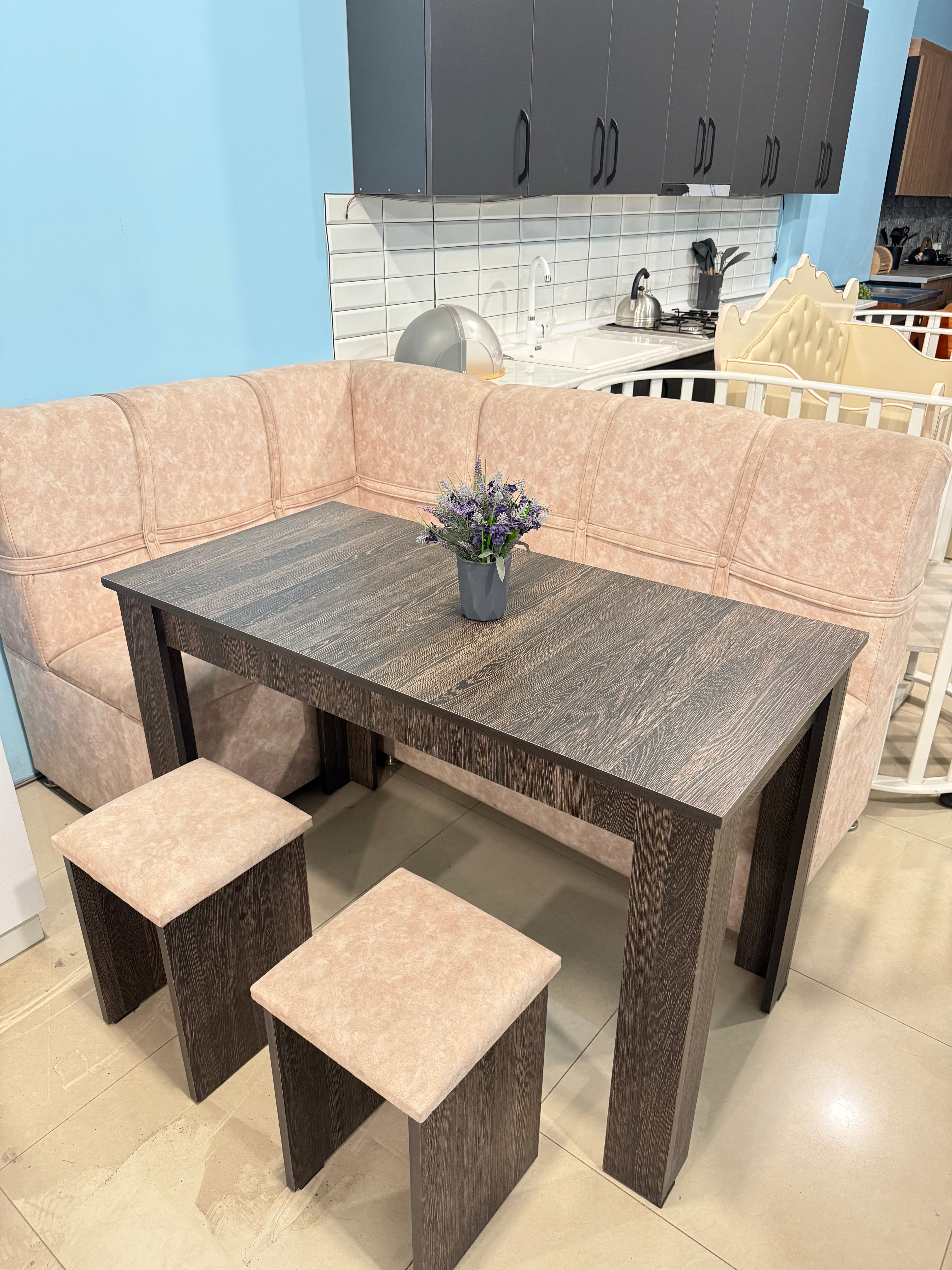 Garni Breakfast Nook