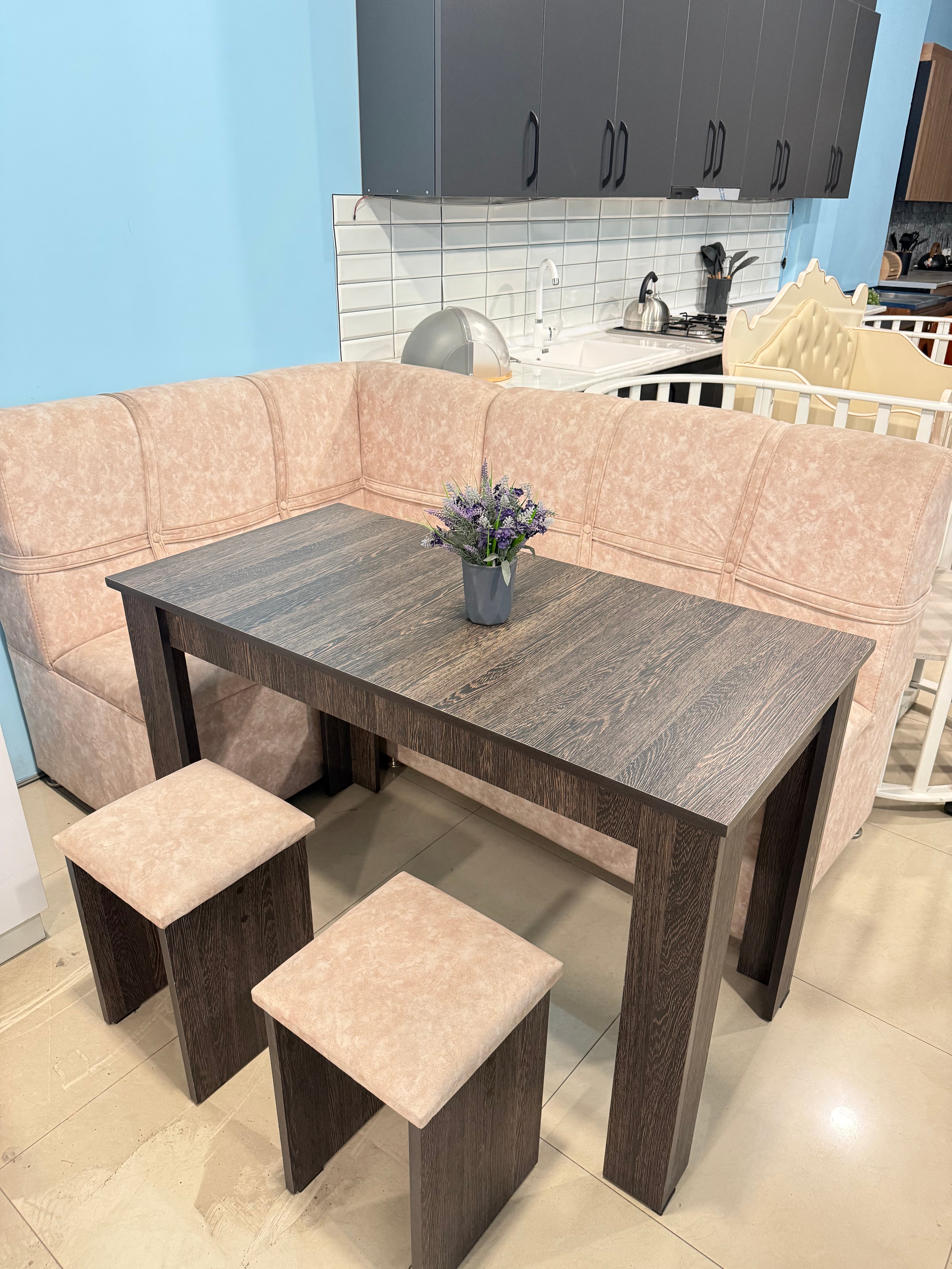 Garni Breakfast Nook
