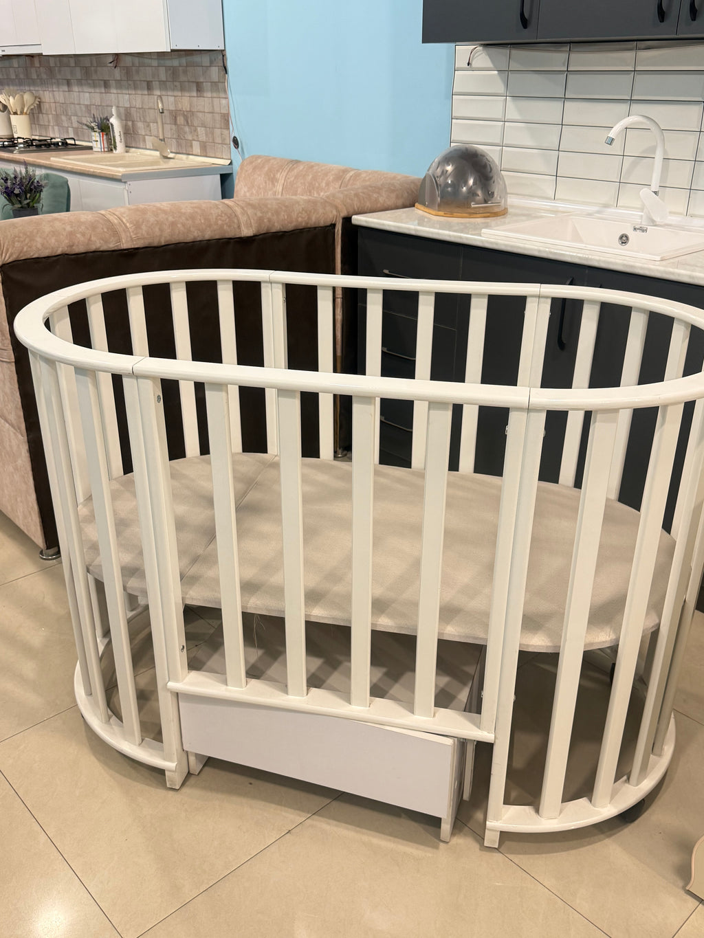 Lori Baby Crib