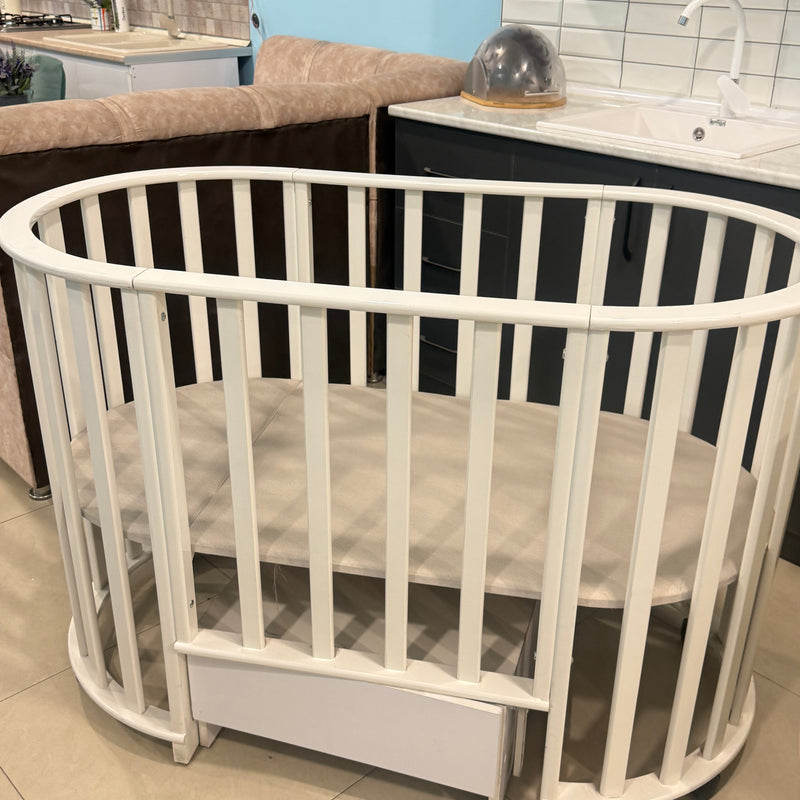 Lori Baby Crib